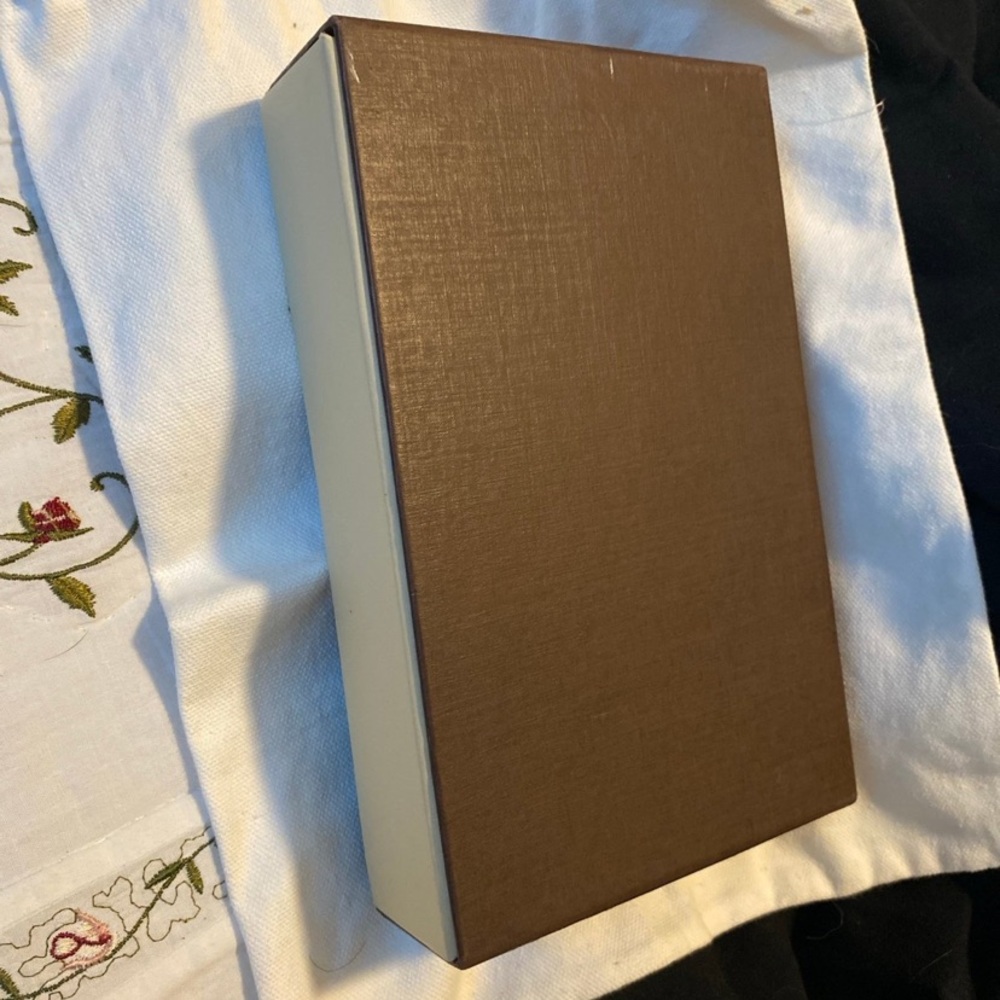 Louis Vuitton Chocolate Brown Gift Box - Picture 4 of 8